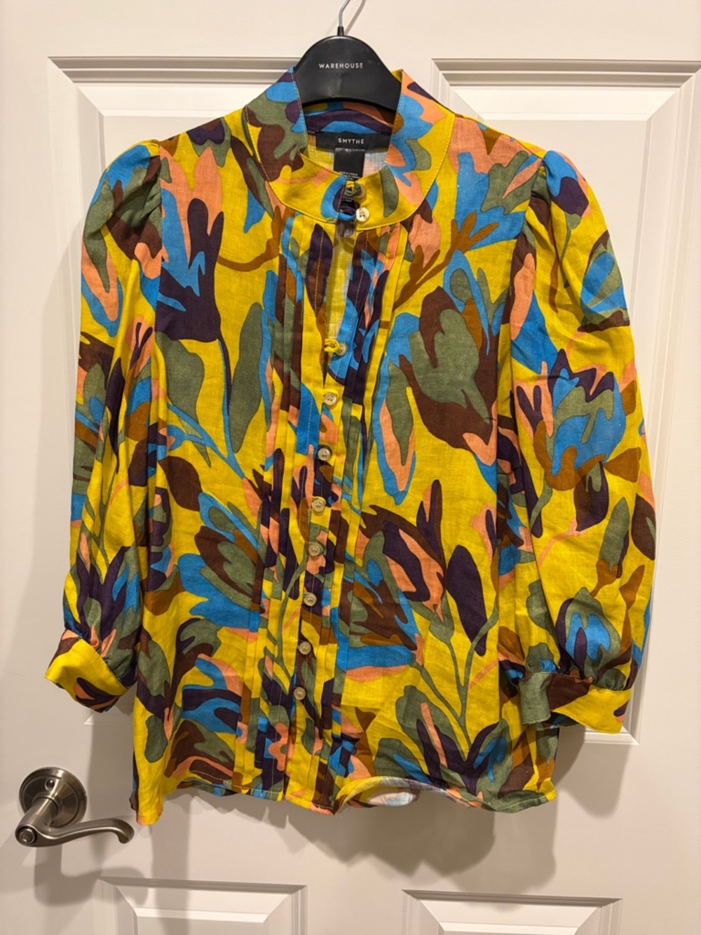 Smythe Yellow Floral Abstract Button-Front Blouse